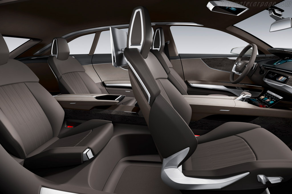 Audi Prologue Allroad Show Car