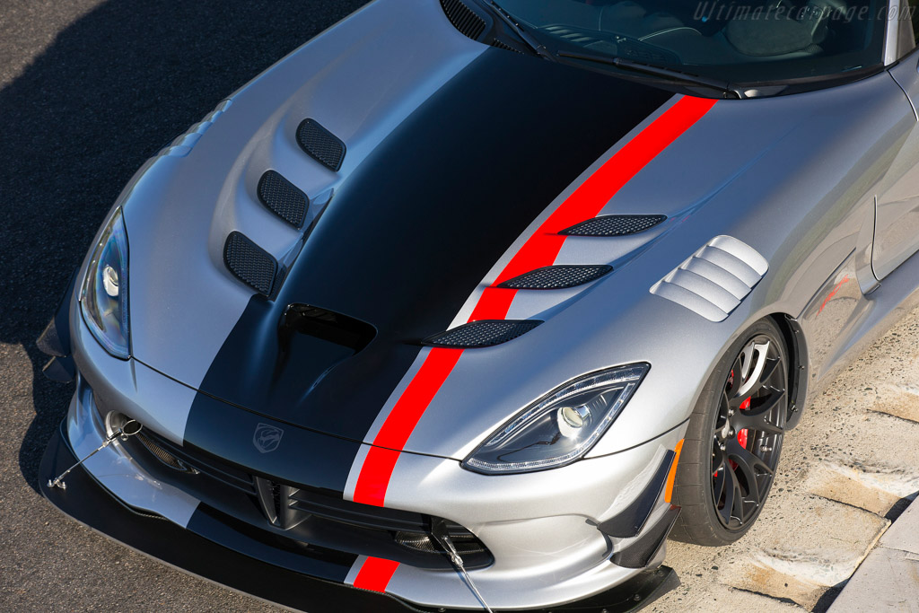 Dodge Viper ACR
