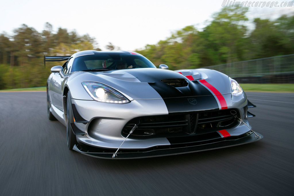 Dodge Viper ACR