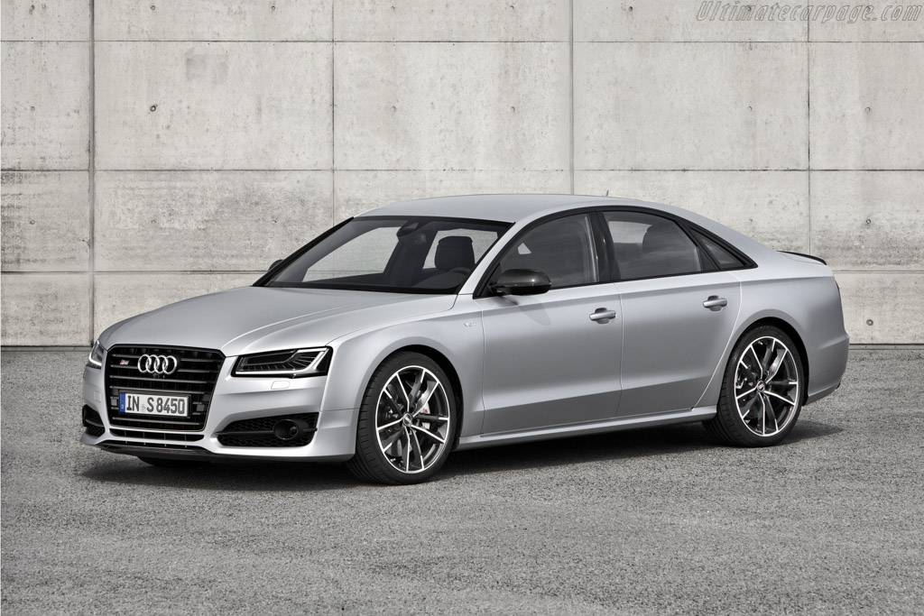 Audi S8 plus