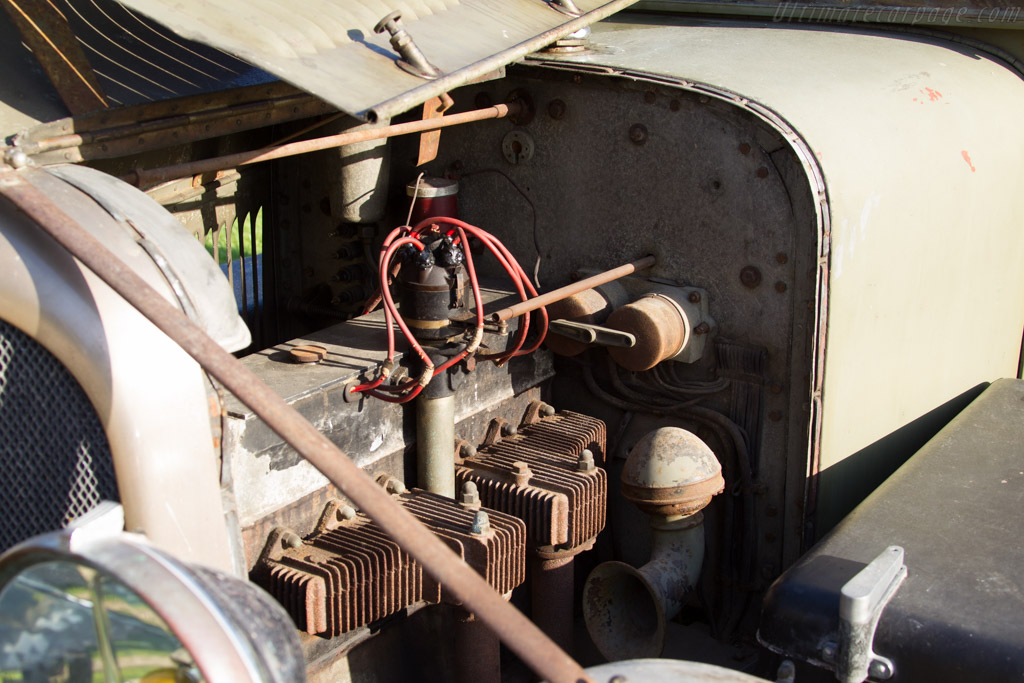 Voisin C14 Berline - Chassis: 28893  - 2015 Chantilly Arts & Elegance