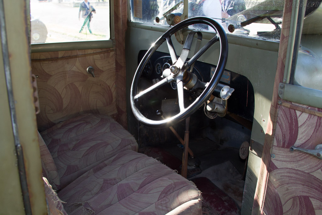 Voisin C14 Berline - Chassis: 28893  - 2015 Chantilly Arts & Elegance