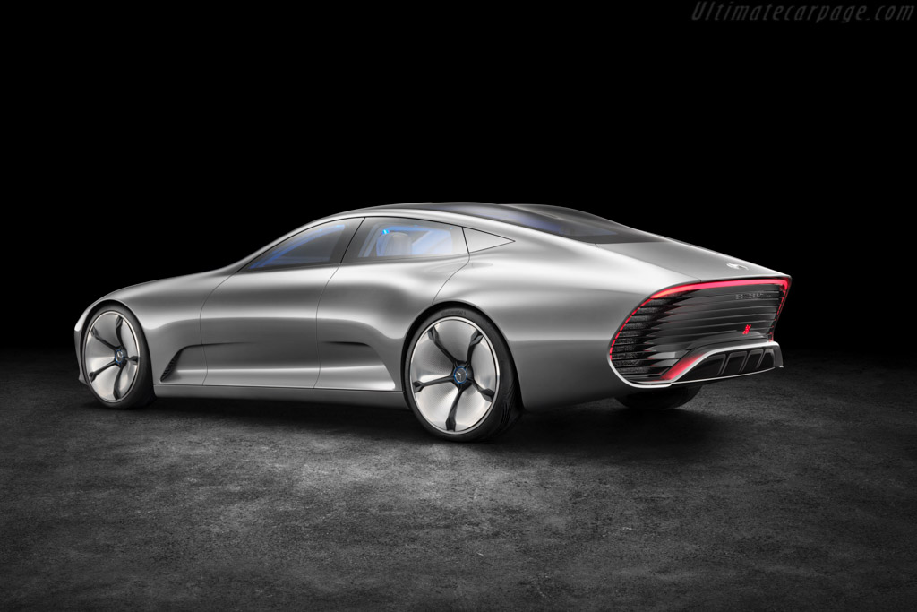 Mercedes-Benz Concept IAA
