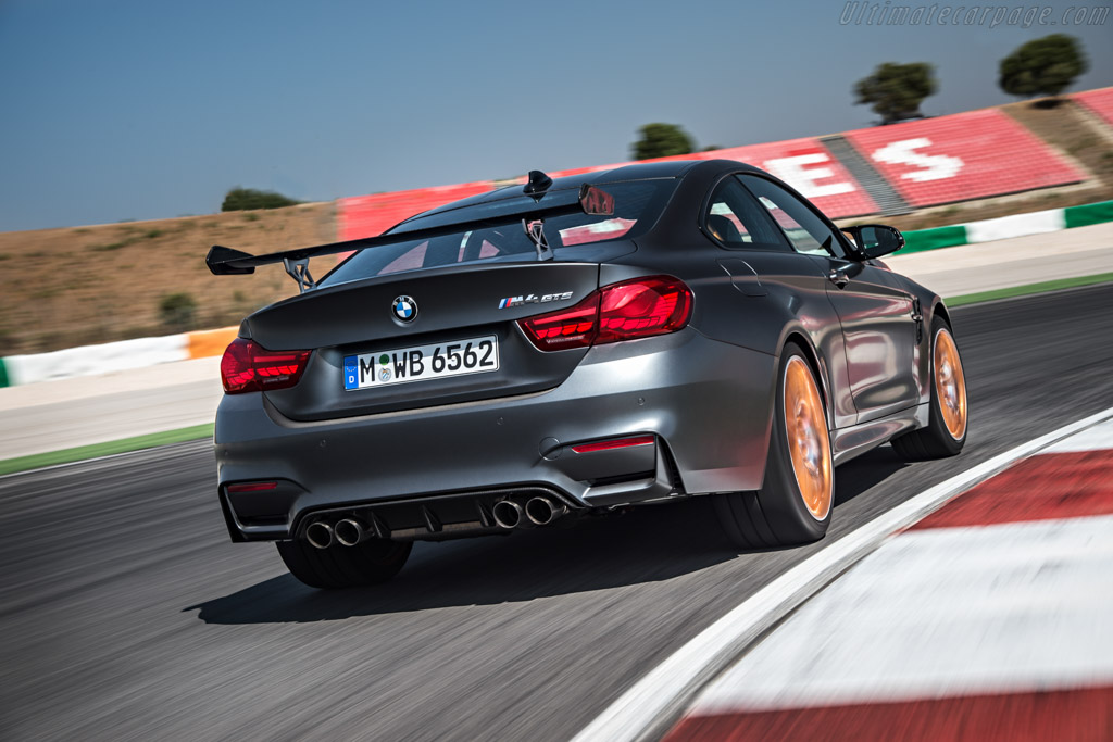 BMW M4 GTS