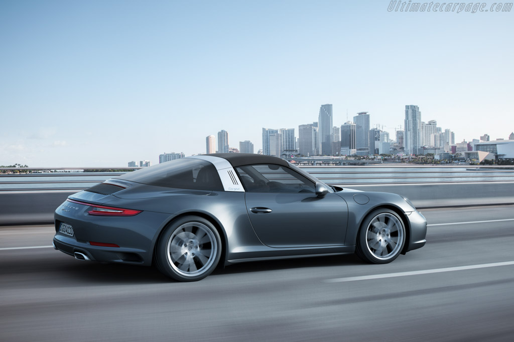 Porsche 911 Targa 4