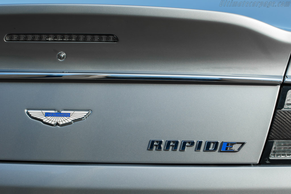 Aston Martin RapidE Concept