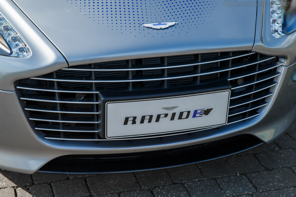 Aston Martin RapidE Concept