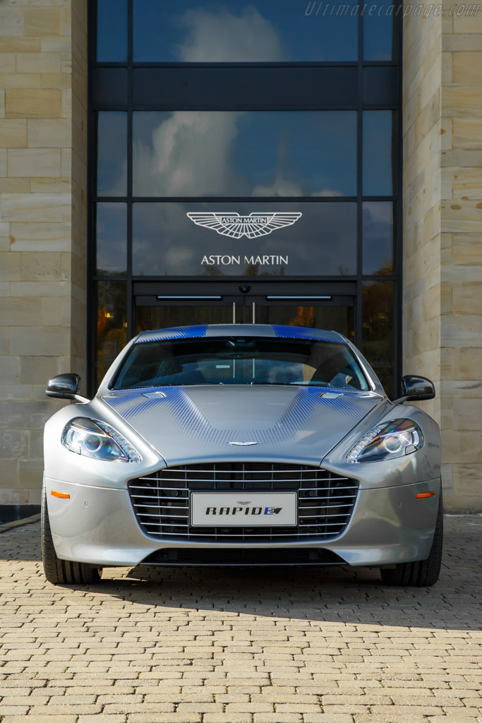 Aston Martin RapidE Concept