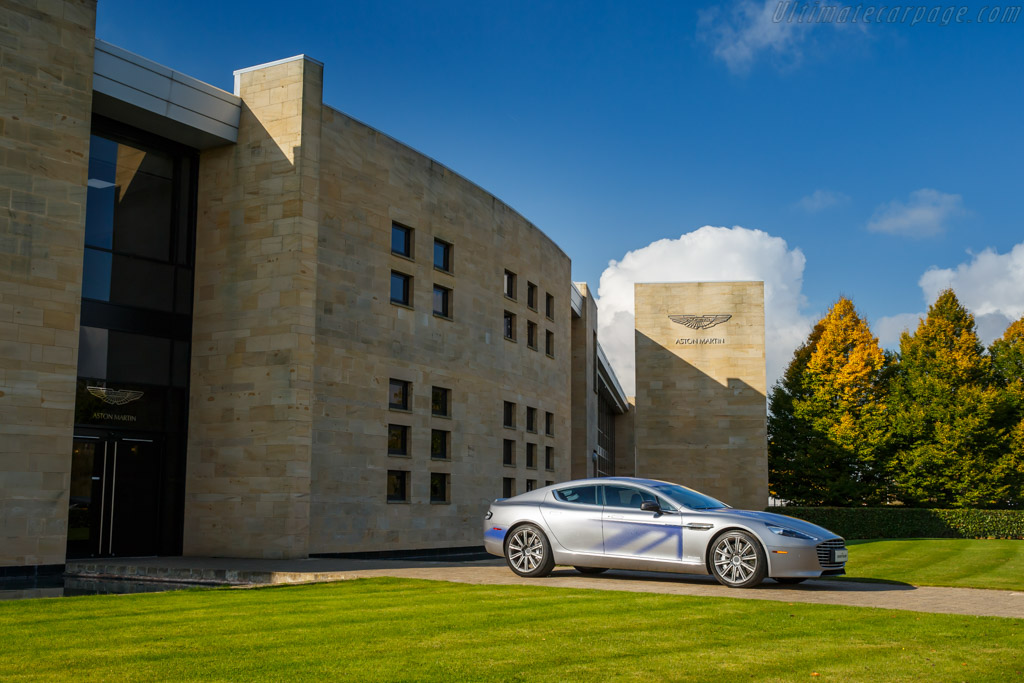 Aston Martin RapidE Concept