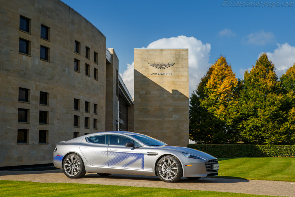 Aston Martin RapidE Concept