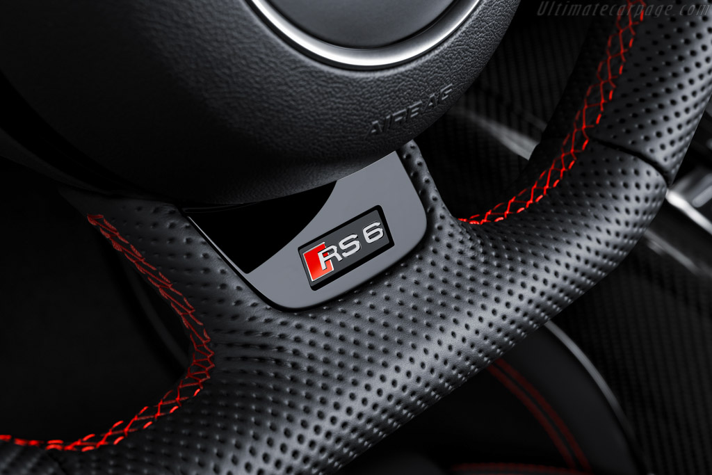 Audi RS 6 Avant performance