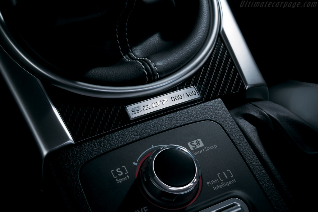 Subaru Impreza WRX STI S207