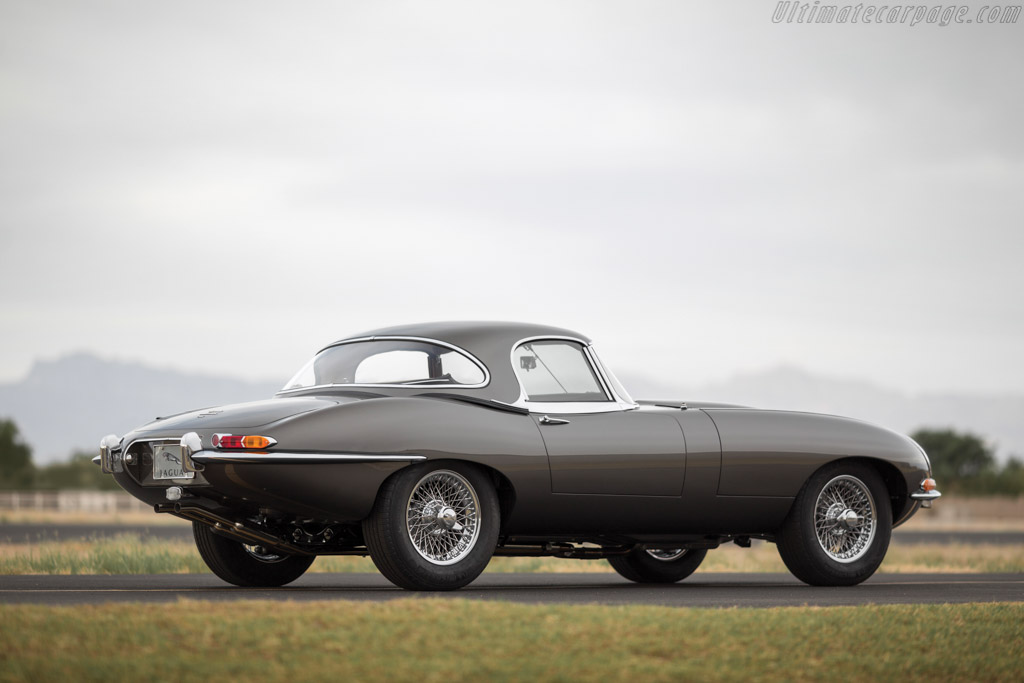 Jaguar E-Type 4.2 Roadster