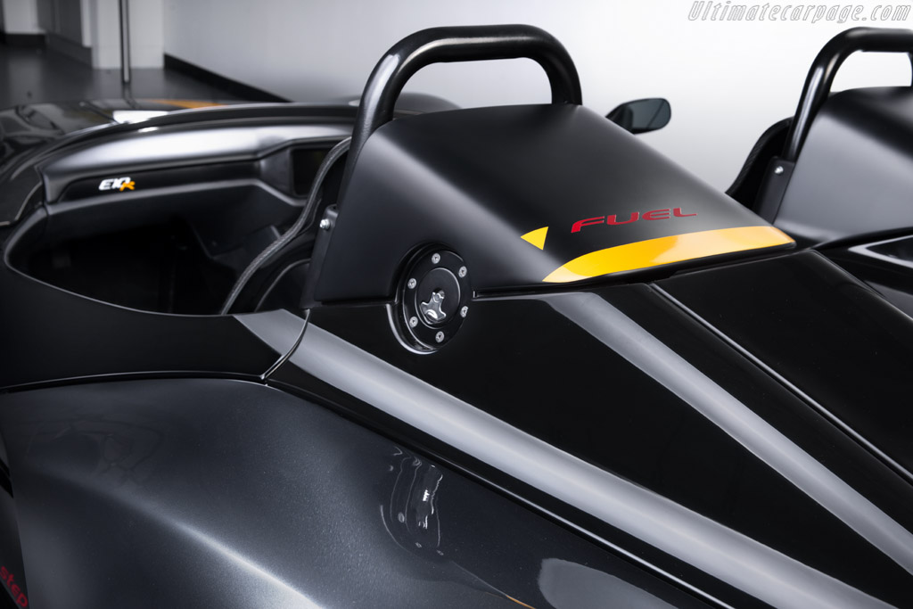 Zenos E10 R