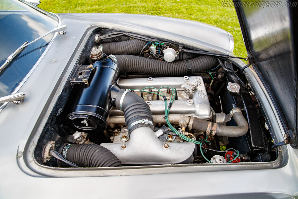 Alfa Romeo Giulietta SZ Coda Tonda - Chassis: AR10126 00019  - 2024 Chantilly Arts & Elegance