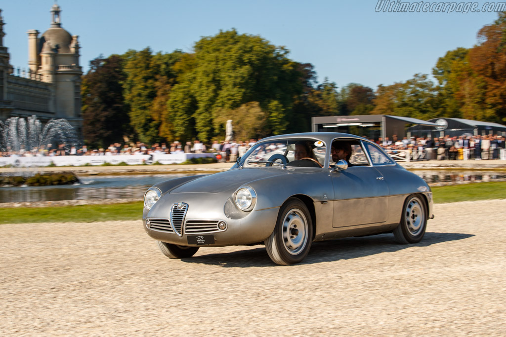 Alfa Romeo Giulietta SZ Coda Tonda - Chassis: AR10126 00019  - 2024 Chantilly Arts & Elegance