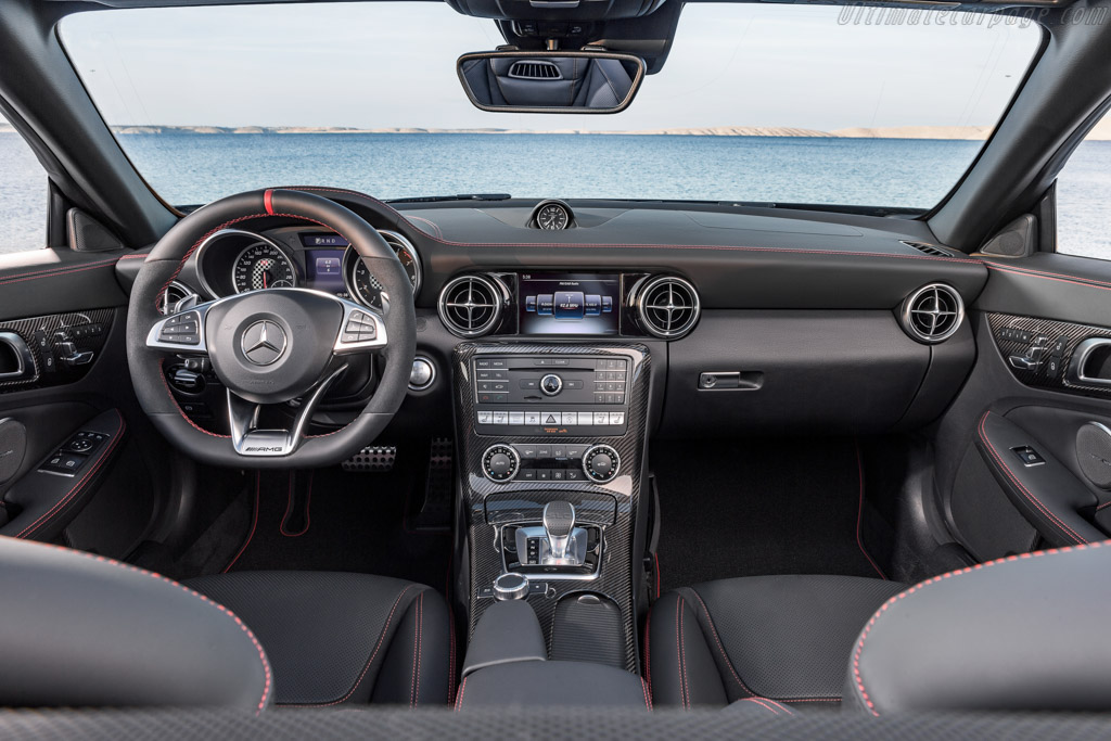 Mercedes-AMG SLC 43