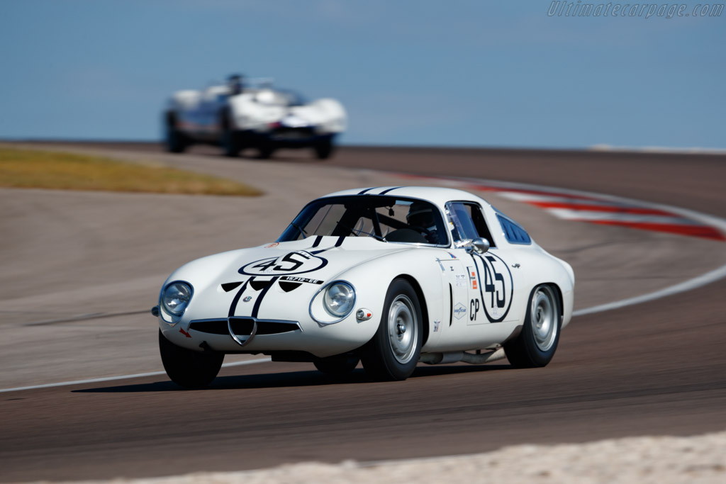Alfa Romeo Giulia TZ - Chassis: AR10511 750033  - 2019 Grand Prix de l'Age d'Or