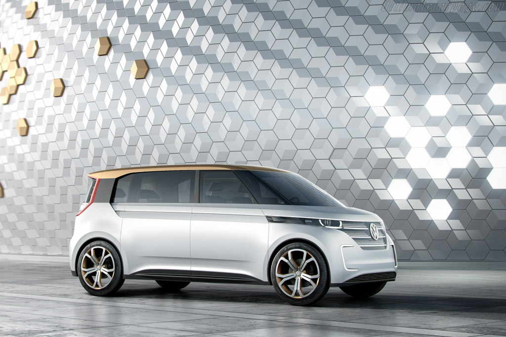 Volkswagen BUDD-E Concept