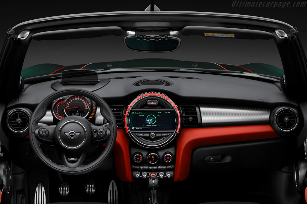 MINI John Cooper Works Convertible
