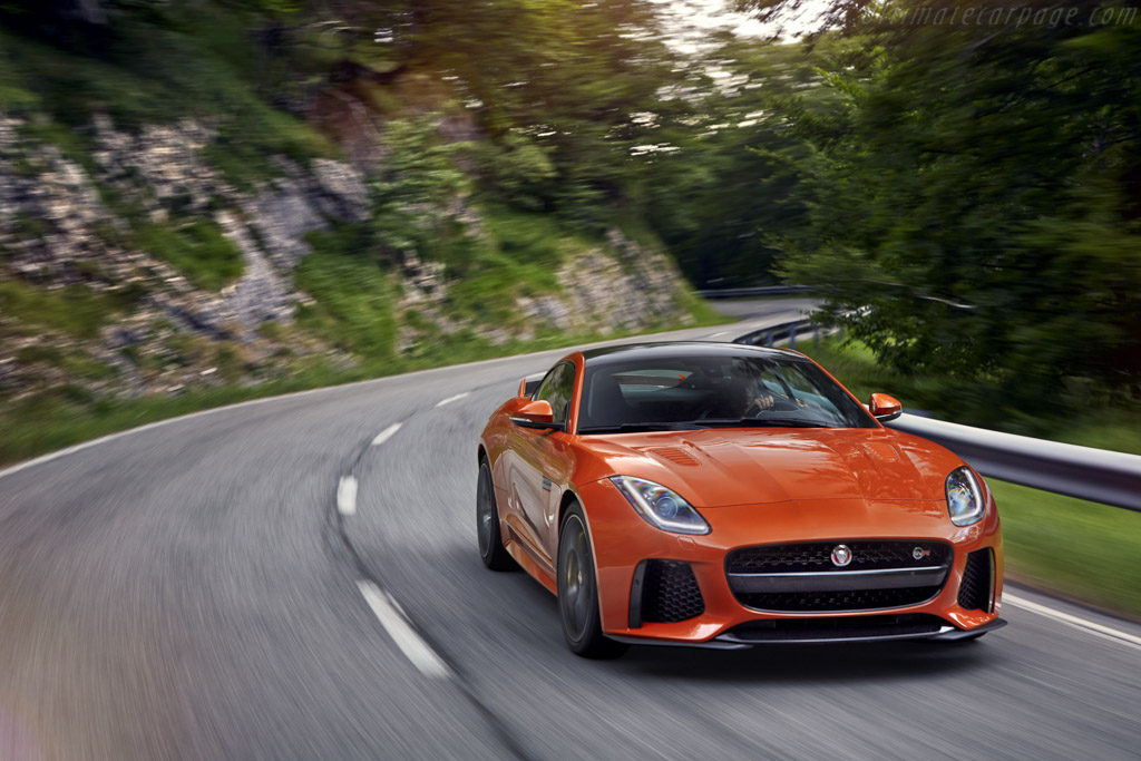 Jaguar F-Type SVR Coupe