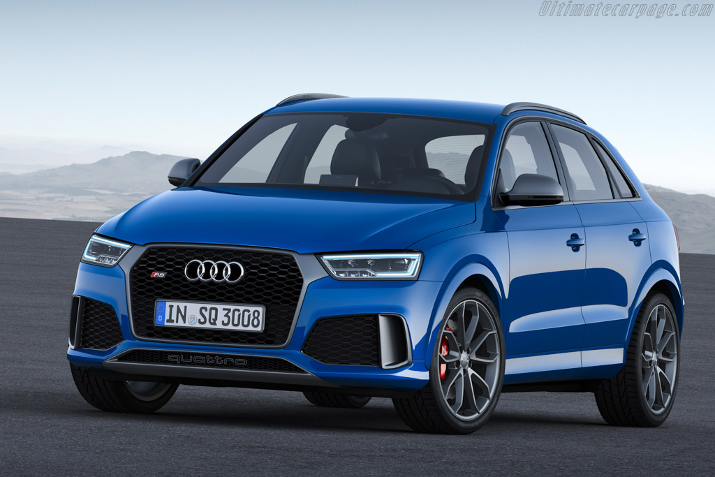 Audi RS Q3 performance