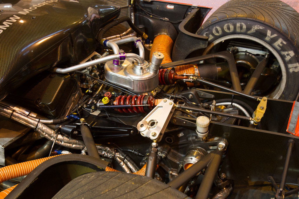 BMW V12 LM - Chassis: 001/98  - 2016 Retromobile