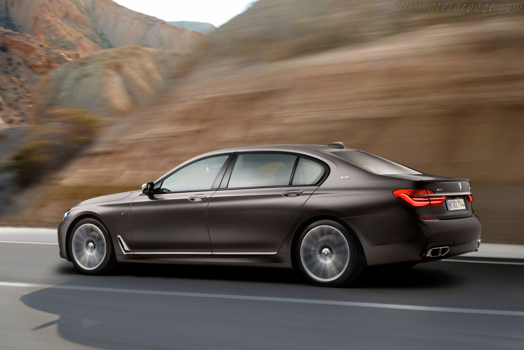 BMW M760Li xDrive