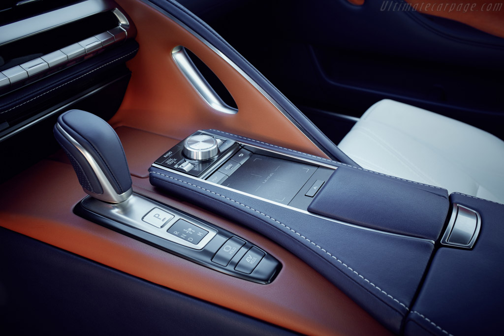 Lexus LC 500h