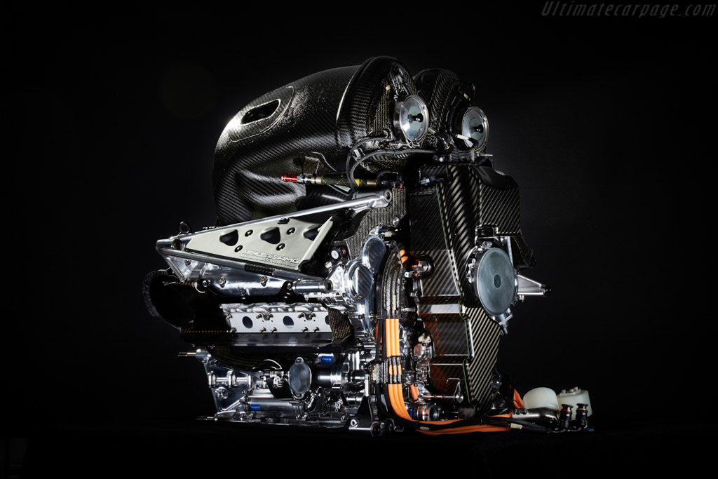Mercedes-Benz W07 Hybrid