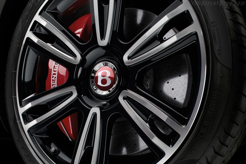 Bentley Flying Spur V8 S