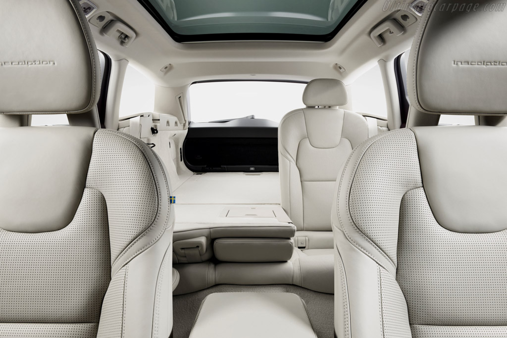 Volvo V90 T8