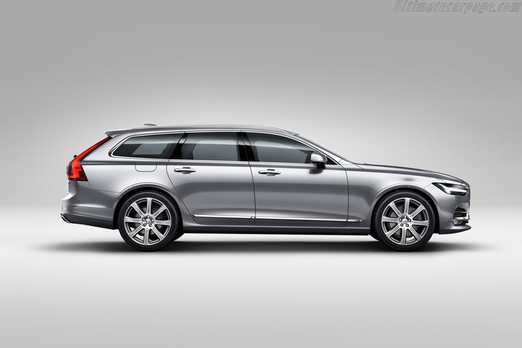 Volvo V90 T8