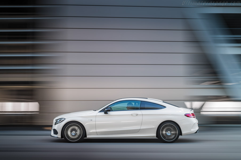 Mercedes-AMG C 43 Coupe 4MATIC