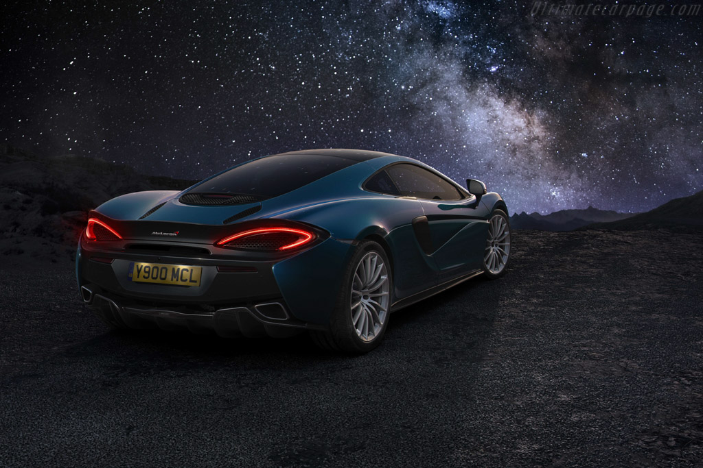 McLaren 570GT Coupé