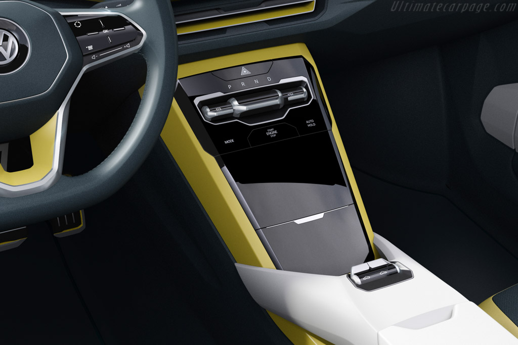 Volkswagen T-Cross Breeze Concept