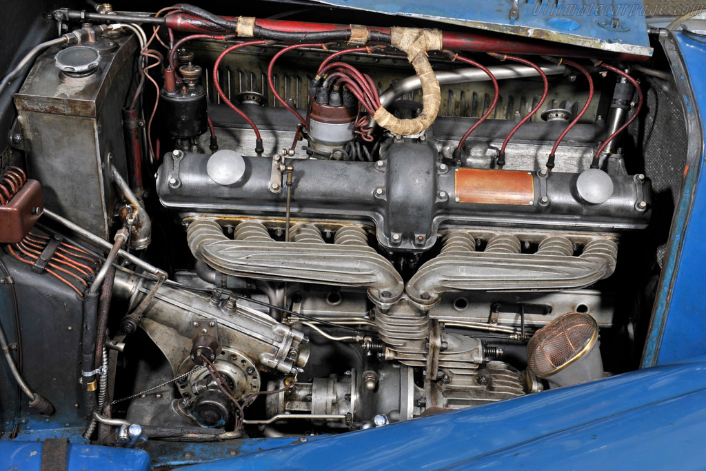 Alfa Romeo 8C 2300 Figoni Roadster