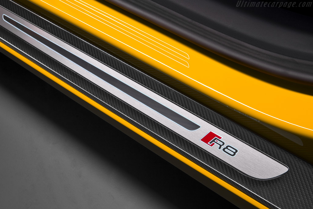 Audi R8 Spyder V10