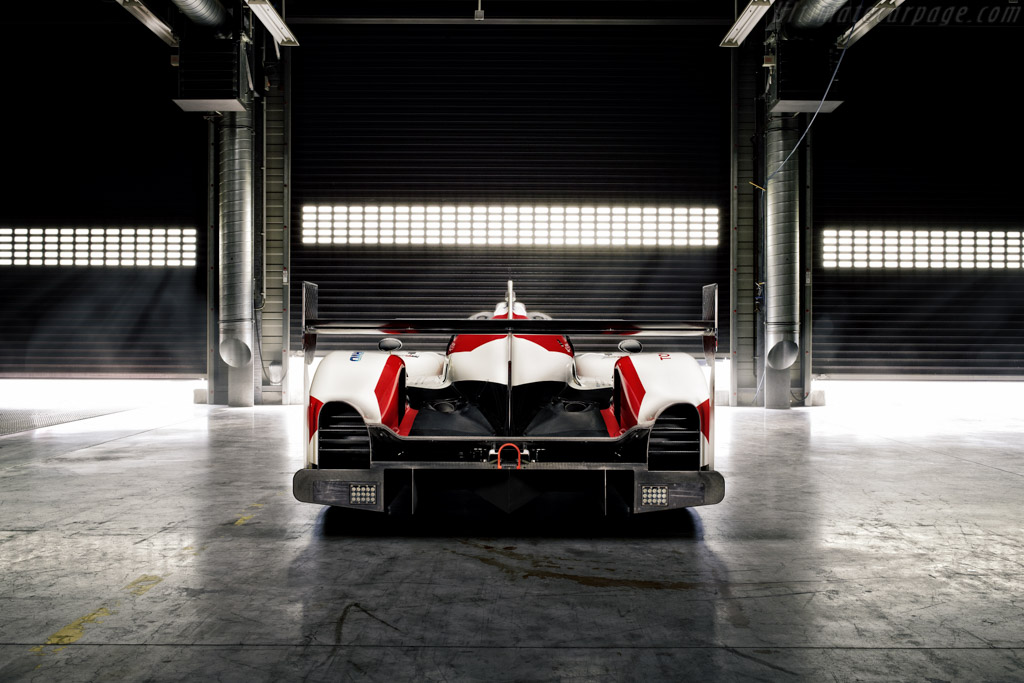 Toyota TS050 Hybrid