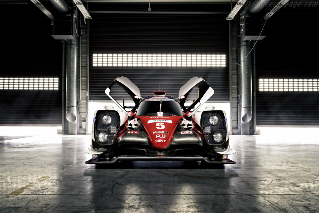 Toyota TS050 Hybrid