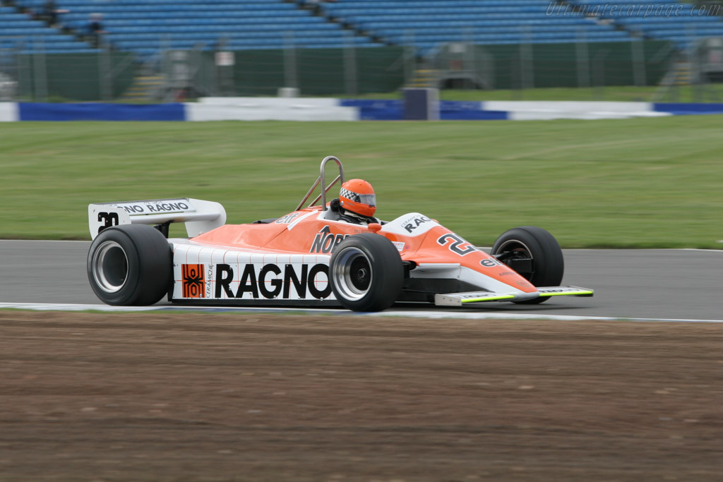 Arrows A4 Cosworth - Chassis: A4-3  - 2005 Silverstone Classic