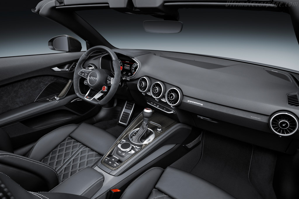 Audi TT RS Roadster