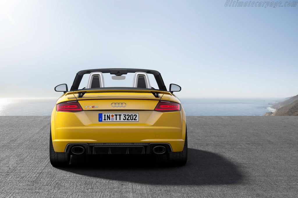 Audi TT RS Roadster