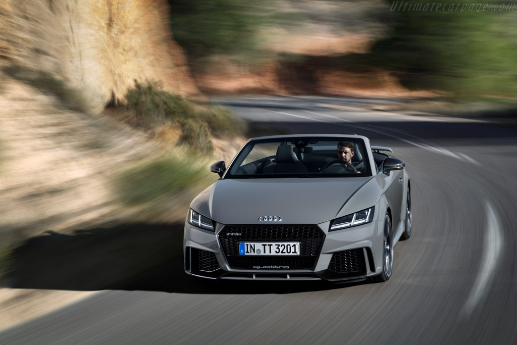 Audi TT RS Roadster