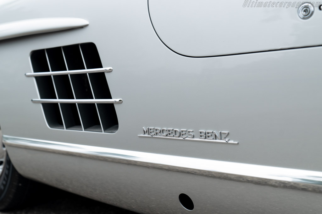 Mercedes-Benz 300 SL 'Gullwing' Coupe