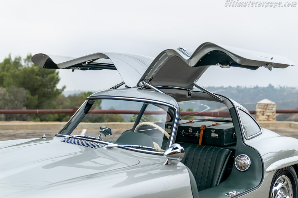 Mercedes-Benz 300 SL 'Gullwing' Coupe