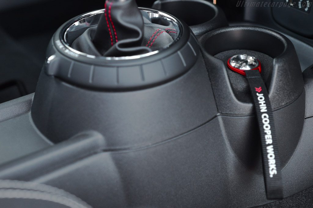 MINI John Cooper Works Challenge