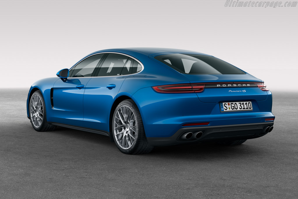 Porsche Panamera 4S