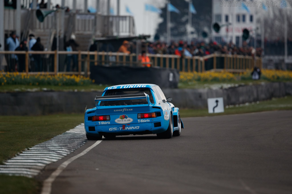 BMW 320 Group 5 - Chassis: E21 R1-08 - Driver: Kevin Abbring - 2018 Goodwood Members' Meeting