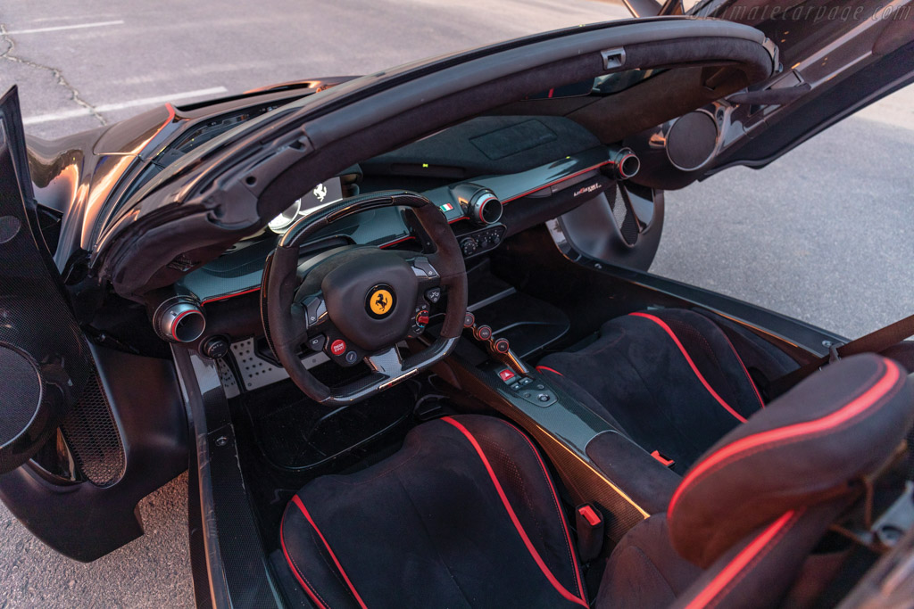Ferrari LaFerrari Aperta